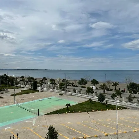 Sea View 2 *